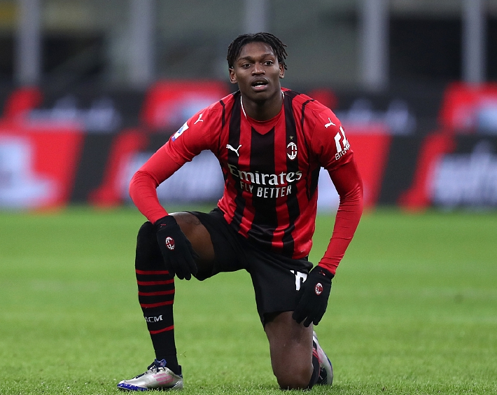 九游体育官网-梅西赛后大闹更衣室