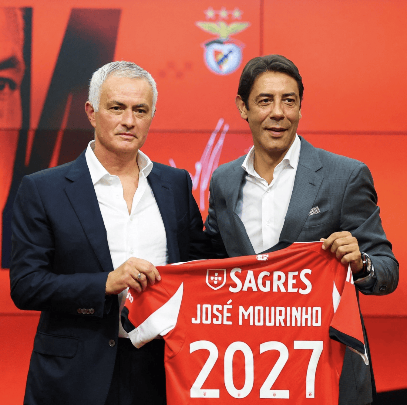 九游体育下载-包含重磅！关键时刻巴黎圣日耳曼更衣室发声风云突变阿贾克斯赛后防线松动，巴塞罗那清晨豪取连胜的词条