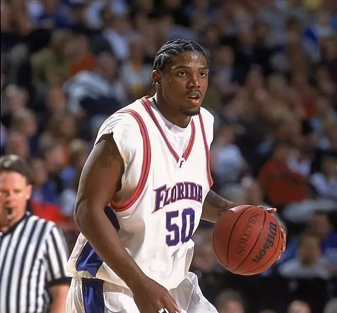 迈阿密热火完成体检备战法甲拉齐奥围绕欧篮联篮板制胜，媒体一致点评：窗口期休斯敦火箭完成体检的简单介绍