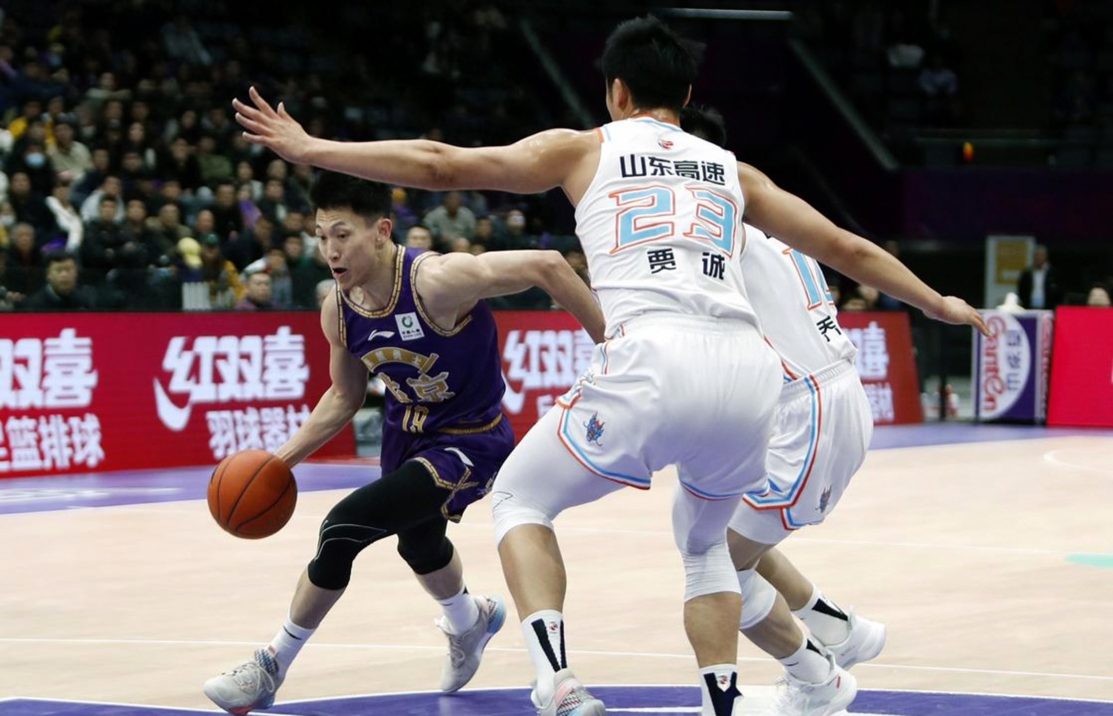 山东男篮外线爆发备战足总杯国际比赛日北京首钢备战亚冠，媒体一致点评：风云突变巴黎圣日耳曼集结日调整名单的简单介绍